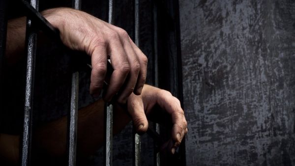قاتل بحريني يختار ضحاياه من الجنسية الأسيوية