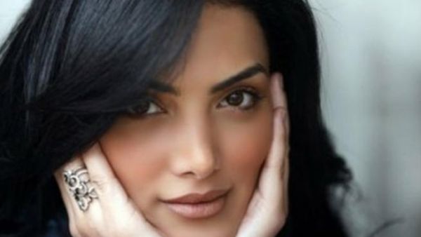 الفنانة حورية فرغلي