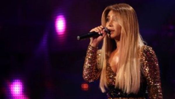 نوال الزغبي تسجّل أغنية خليجية 