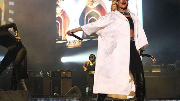Dr. Rihanna? Mad scientist? What is the superstar wearing?