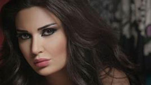 النجمة سيرين عبدالنور