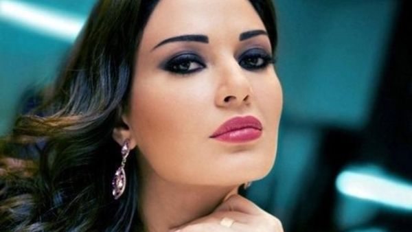 الفنانة سيرين عبدالنور