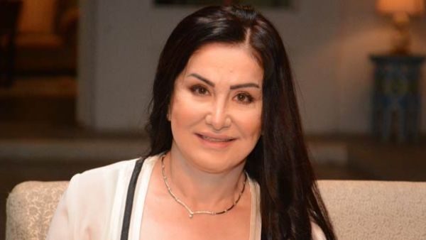 الفنانة وفاء سالم