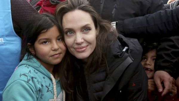The Hollywood A-lister today met Syrian children displaced by the war at the Zaatari Refugee Camp in Jordan