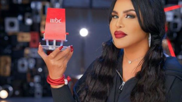 Ahlam did not comment on the changes until recently when she posted a picture on of herself on her instagram account on the set of 'The Voice' show. (Source: @ahlamalshamsi - Instagram)
