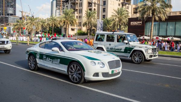 Dubai police. (Frankris / Shutterstock.com)