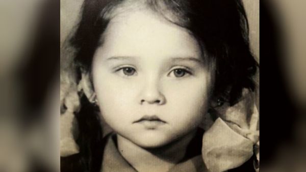 Karim captioned her childhood's picture "Thank you my brother for sending this picture ". (Source: Instagram - @nellykarim_official)