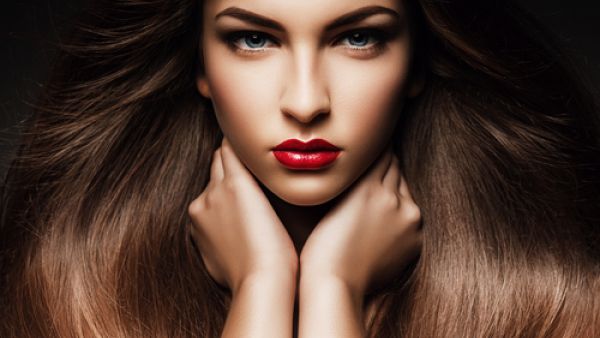 يجب أن يكون شكل الحاجب متناسقاً مع بقية ملامح الوجه
