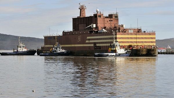 En route to Murmansk Lomonosov sailed over 4,000 km and travelled four seas.