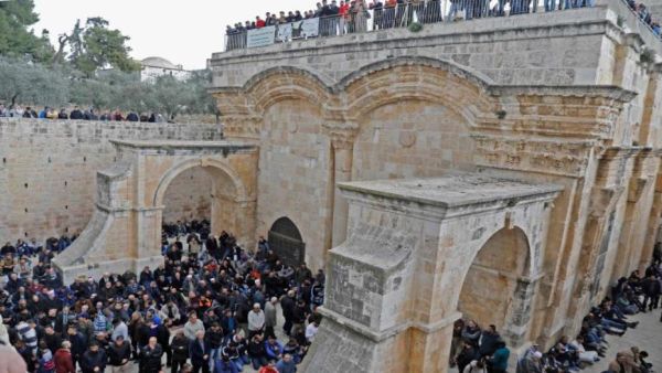 مصلى باب الرحمة، داخل المسجد الأقصى في مدينة القدس المحتلة مصلى باب الرحمة، داخل المسجد الأقصى في مدينة القدس المحتلة