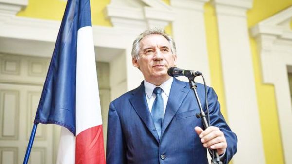  وزير العدل الفرنسي فرنسوا بايرو