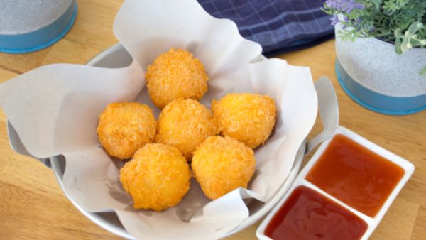 كرات البطاطس المقلية