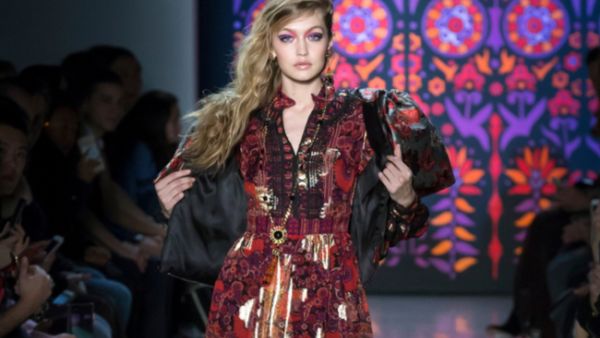 Gigi Hadid has revealed that suffering from Hashimoto's disease (Source: Ovidiu Hrubaru - Shutterstock)