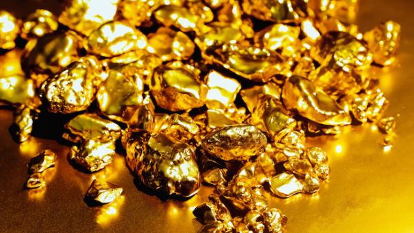 Interestingly, Iran led the slump in demand for gold jewelry in the region with a 35% drop to 6.6 tonnes in the second quarter. (Shutterstock)