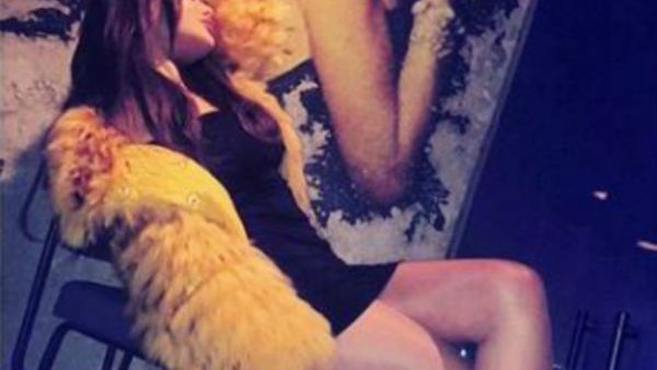 Haifa commented on the status quo for the first time and targeted the withdrawn director with a tweet (Source: haifawehbe - Instagram)