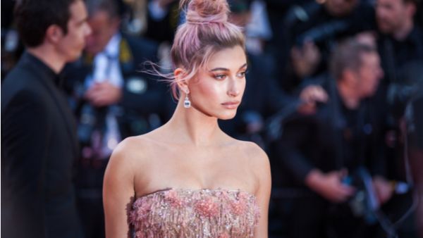 Hailey Baldwin has recently partnered with beauty giant BareMinerals (Source: taniavolobueva - Shutterstock)
