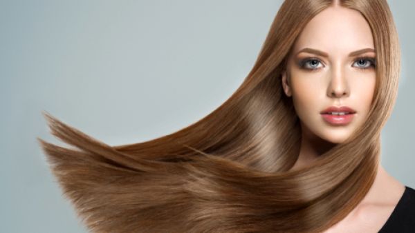 البروتينات هي أحد المكوّنات الرئيسيّة للشعر على اختلاف أنواعها

