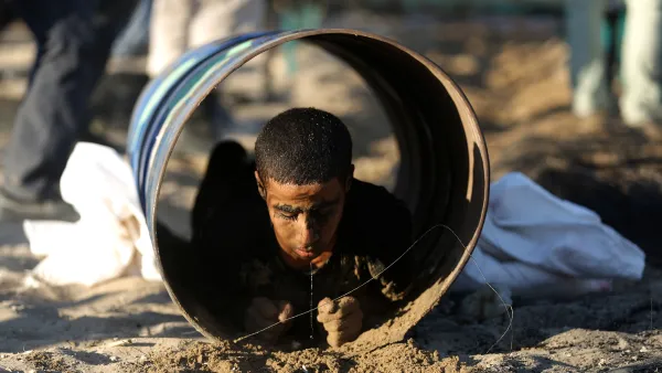 أكد مجلس الوزراء على ضرورة عودة جميع الموظفين القدامى إلى عملهم، وتكليف الوزراء بترتيب عودة الموظفين