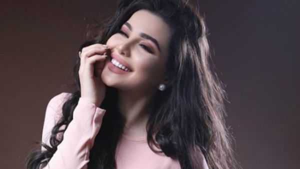 Hanan faced lots of negative comments on some pictures of her wearing a jumpsuit that some people considered too tight (Source: hananelkhaderofficial - Instagram)