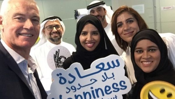 RAKBANK’s top management attended the workshop and discussed with the Happiness Representatives about evolving the Bank’s corporate culture in ways that make it friendlier to both the employees and customers alike.