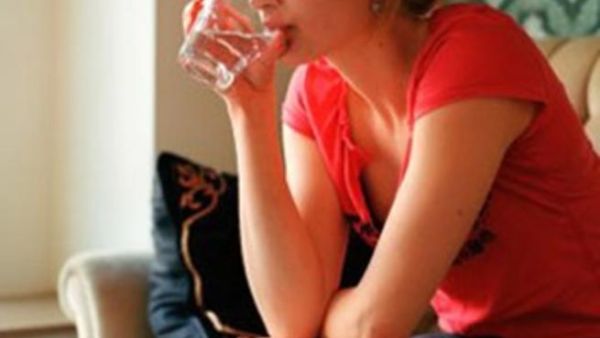 بالنسبة للسيدات، يجب أن تتذكري بأن حاجتك الملحة للتبول قد تعني وجود مشكلة