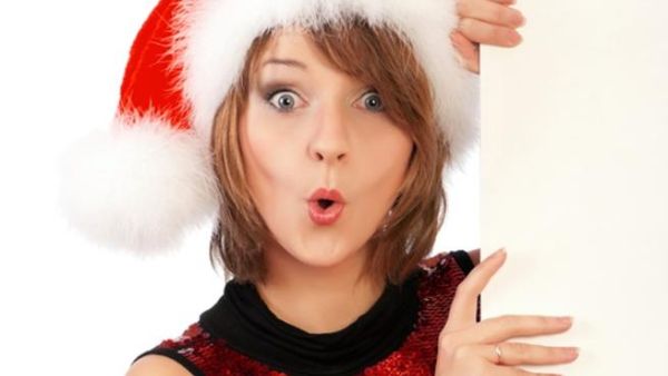 تناولي وجبة خفيفة قبل الذهاب الى الحفلات وخذي معك زجاجة ماء لتفادي الاصابة بالجفاف 