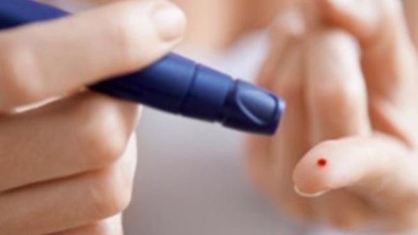 السكري مرض مزمن يحتاج الى رعاية طبية ومتابعة يومية