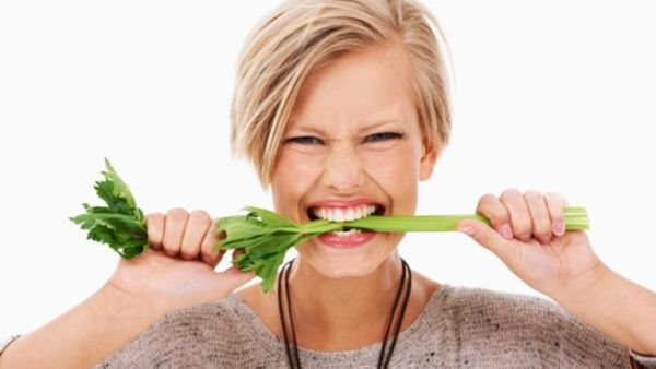 من المهم استشارة الطبيب أو المختص قبل بداية أيّ دورة علاجية عشبية