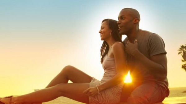 كلمة أحبك لا تتبع أي احصاءات - صورة تعبيرية كلمة أحبك لا تتبع أي احصاءات - صورة تعبيرية