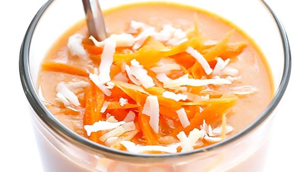 سموثي كعكة الجزر الشهية