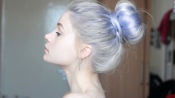 يمكن أن يحدث الشيب المبكر لدى الفتيات، المغرمات بالحمية الخالية من البروتين