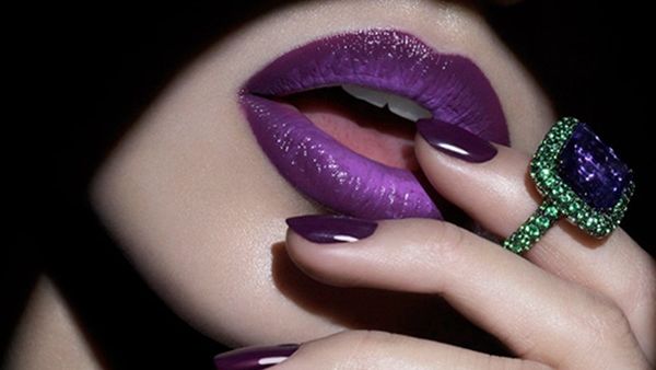 البنفسجي من ألوان موسم خريف/شتاء 2015