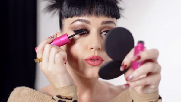 تعرفي على الأنواع المختلفة للماسكارا 