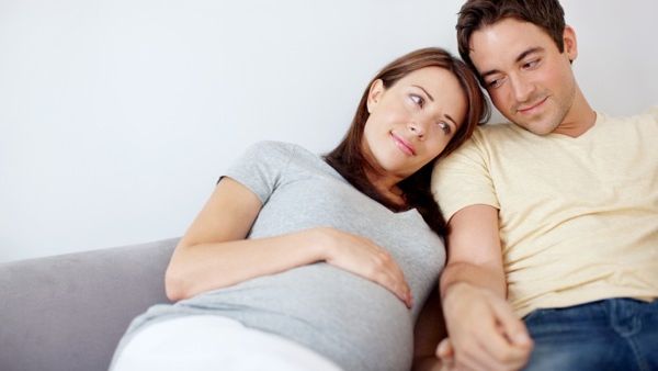 تشير تحليلاتنا الى أن الأزواج تقاسموا المخاطر جزئيا