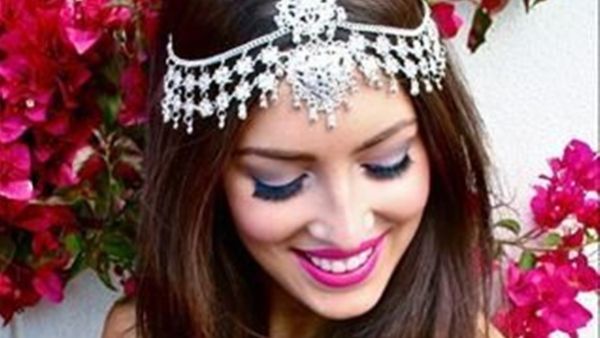 اكسسوارات الشعر الرائعة أفضل طريقة لتزيين شعرك