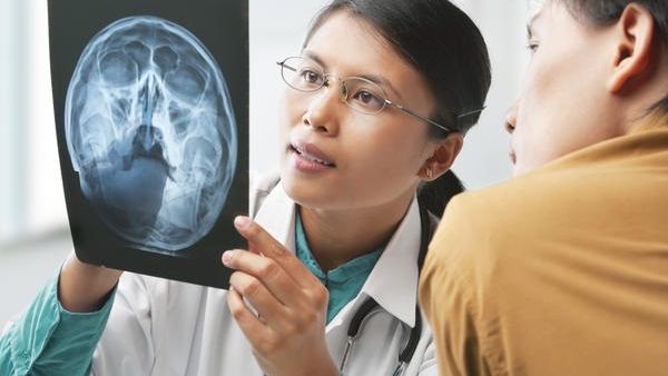 علاج جديد يمكن أن يقطع الطريق على بعض الخلايا السرطانية