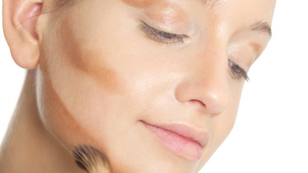 كيم كارداشيان بدأت في استخدامها لإضافة المزيد من الاضاءة لصورها الشخصية 