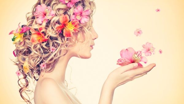 وفقا لدراسة حديثة، ترتبط رائحة الورود بالسعادة، والحب، والفرح