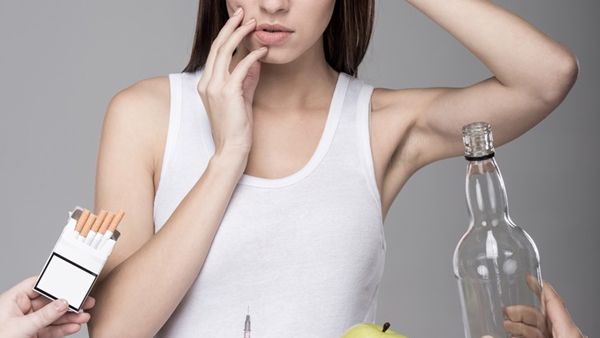 تخلص من العادات السيئة التي تؤرقك حياتك وتسبب لك الأمراض