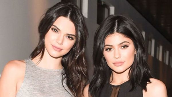 قررت كيندل وكايلي تصميم وصنع وانتاج خط حقائب جديد بإمضاء الاخوات جينر