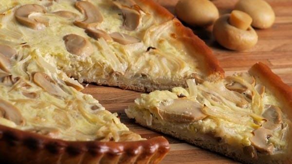 كيش الفطر البصل الاخضر