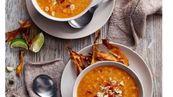 شوربة البطاطا الحلوة على الطريقة الآسيوية