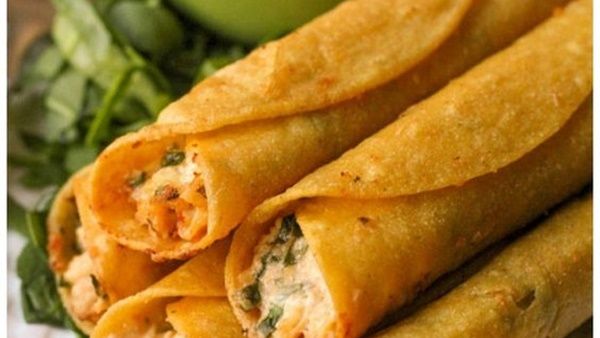 تاكويتوس الدجاج  مع الجبن   