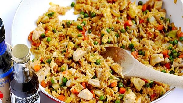 أرز بالدجاج المقلي