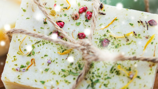 جميلة البوابة: طريقة سهلة لصنع صابون شجرة عيد الميلاد