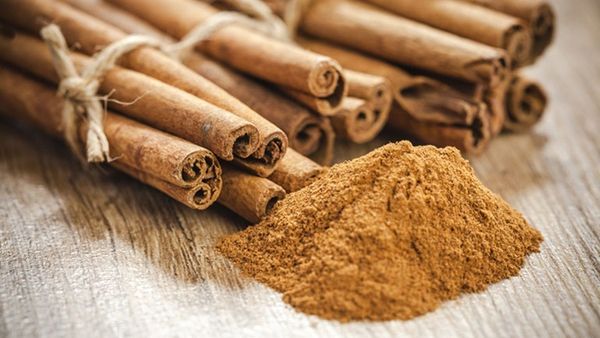 ما هي أضرار شرب القرفة للحامل؟