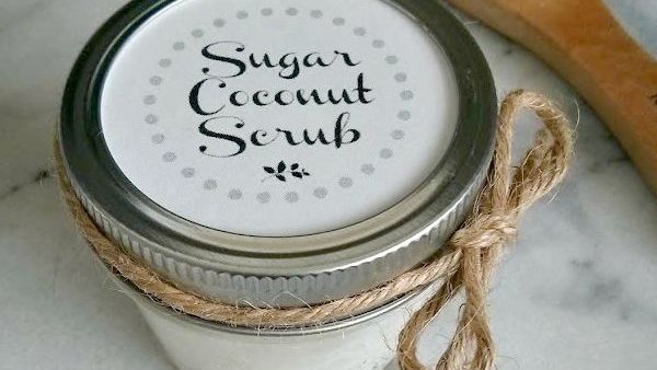 مقشر الجسم بزيت جوزالهند