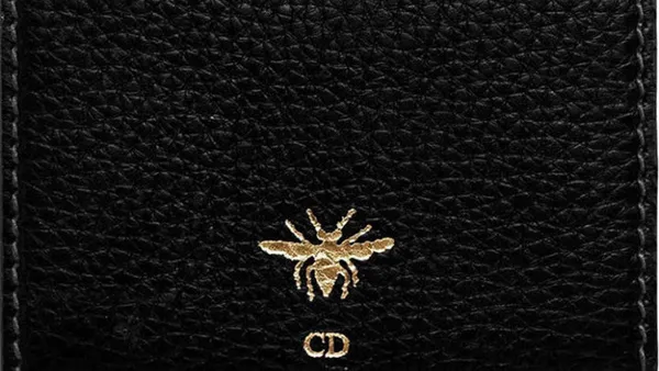 محفظة ديور D-Bee الجديدة