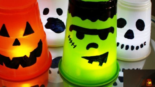 وحوش مضيئة في الهالووين وحوش مضيئة في الهالووين