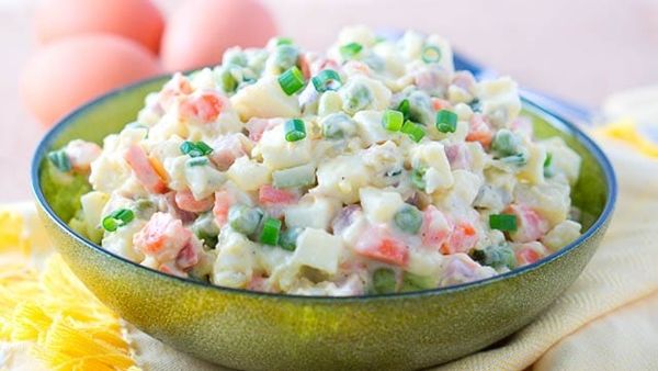 اسهل طريقة لتحضير السلطة الروسية الشهية